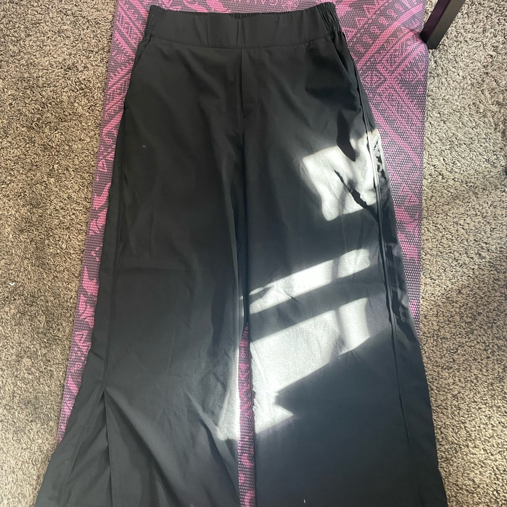 Old Navy Athletic Pants - Picture 6 of 13